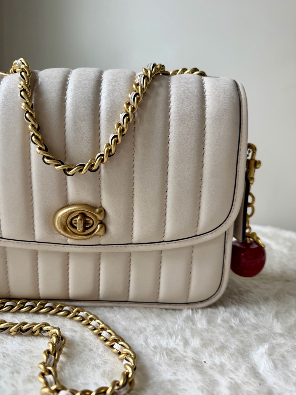 Coach Madison Shoulder Bag With Quilting in chalk off white with charm - Picture 13 of 16
